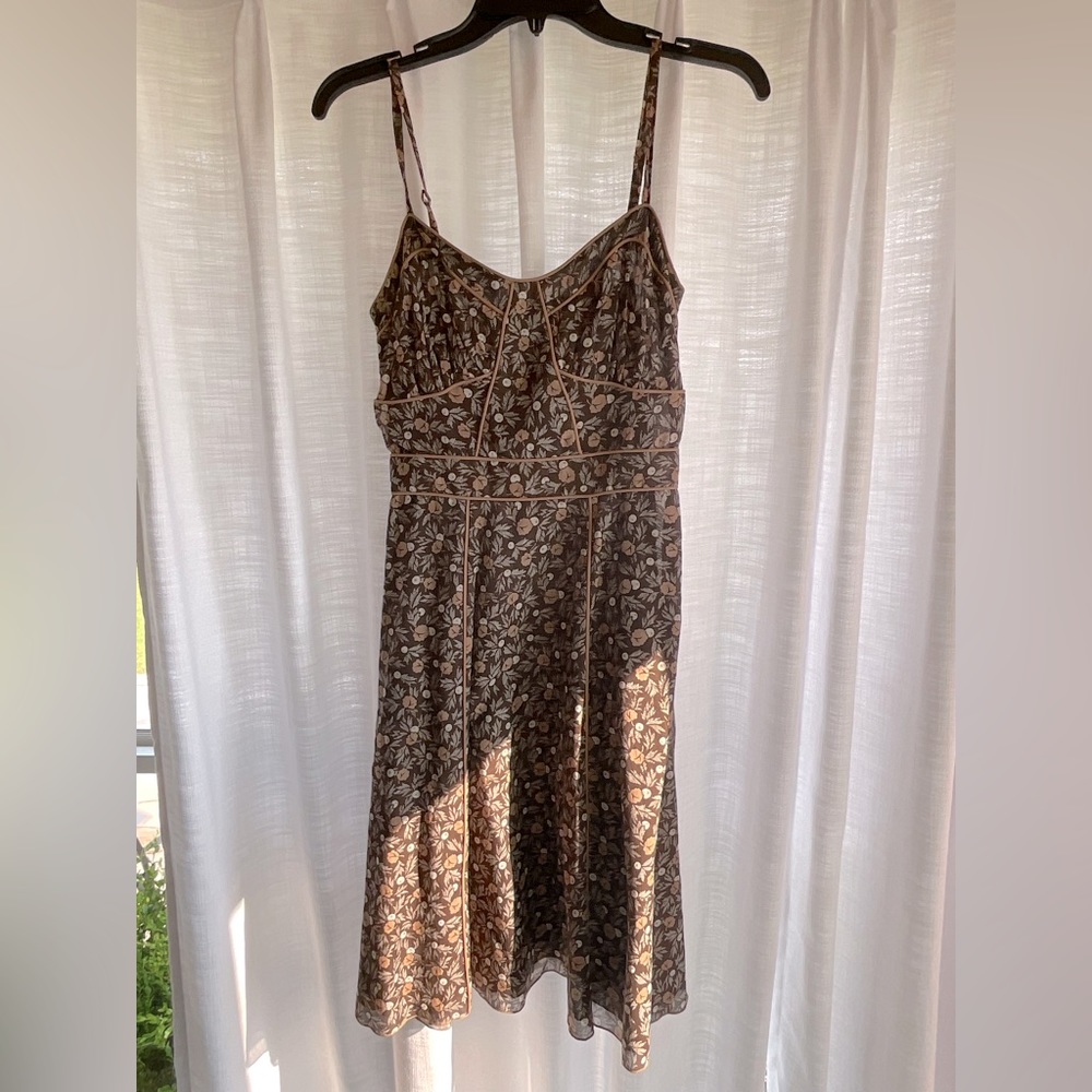 Brown dress
